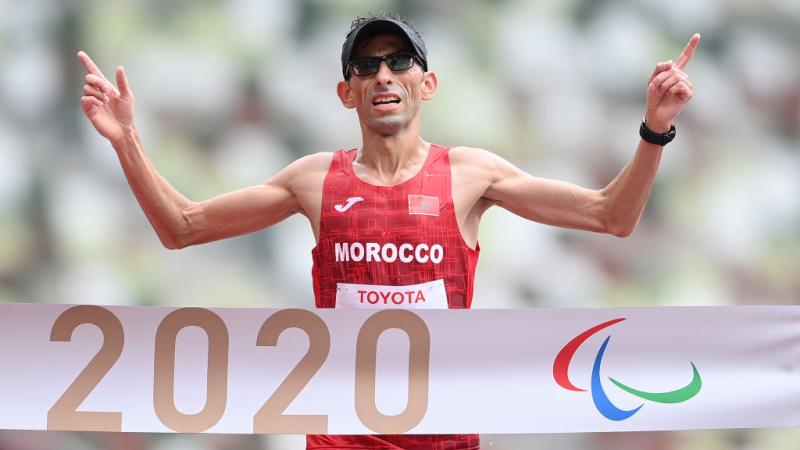 Chentouf crosses the Tokyo 2020 finish line.