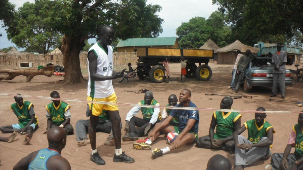 Rwandan delegation leads sitting volleyball training in Rumbek
