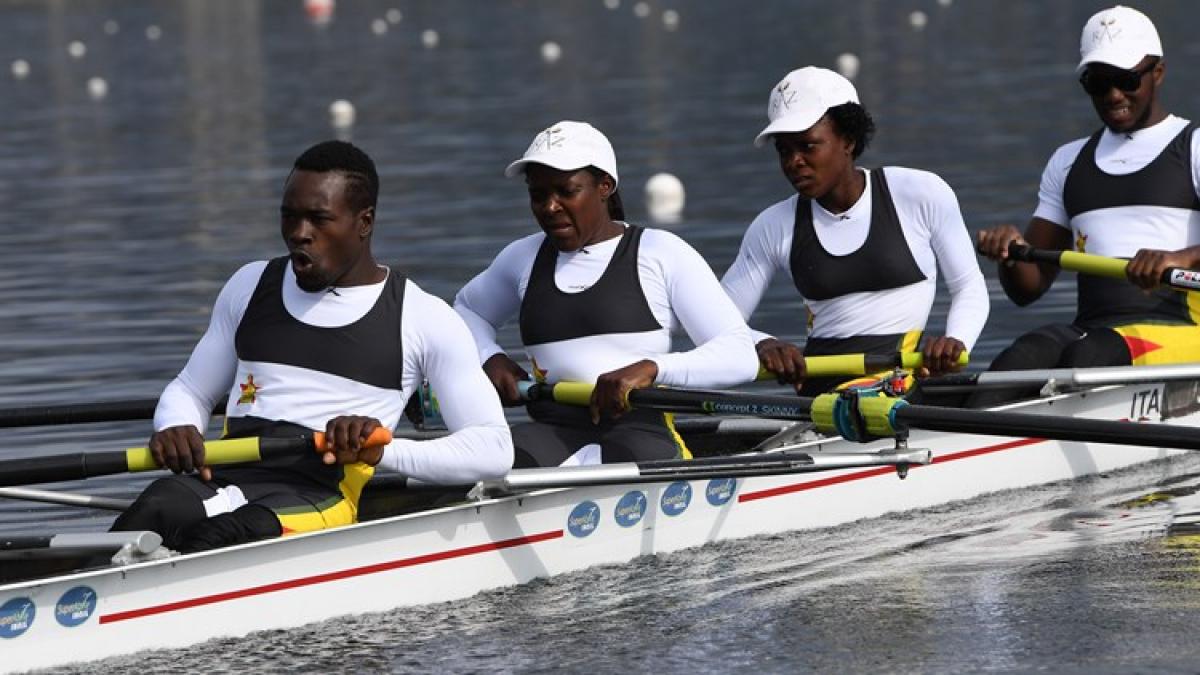 Zimbabwe's mixed rowing crew trains in Gavirate