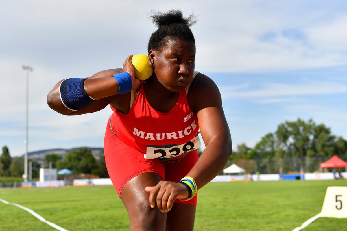 La lanzadora mauriciana Brigila Clair en Nottwil 2019.
