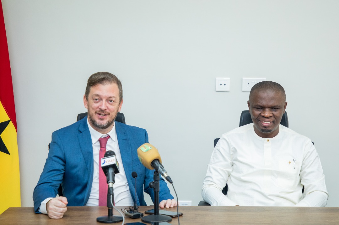Andrew Parsons addresses the media alongside Ghana’s Youth and Sports Minister Mustapha Ussif.