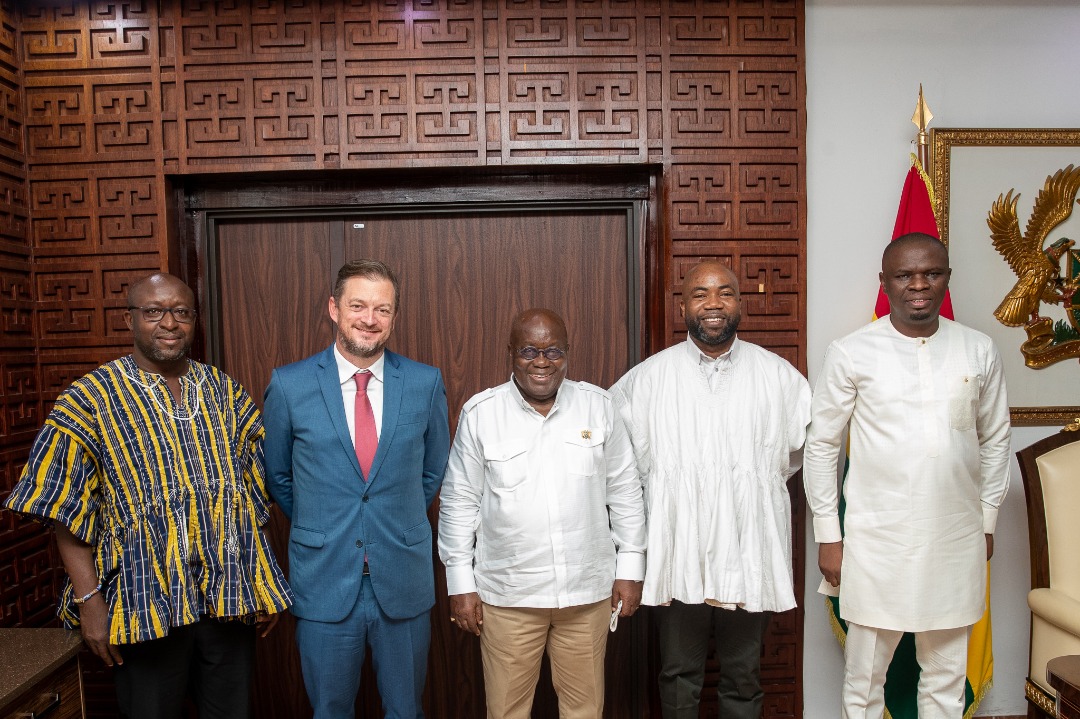 A second group portrait of Andrew Parsons and the Ghanaian leadership at Jubilee House.