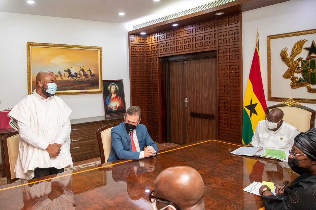 A view across the Jubilee House conference table during the courtesy visit.